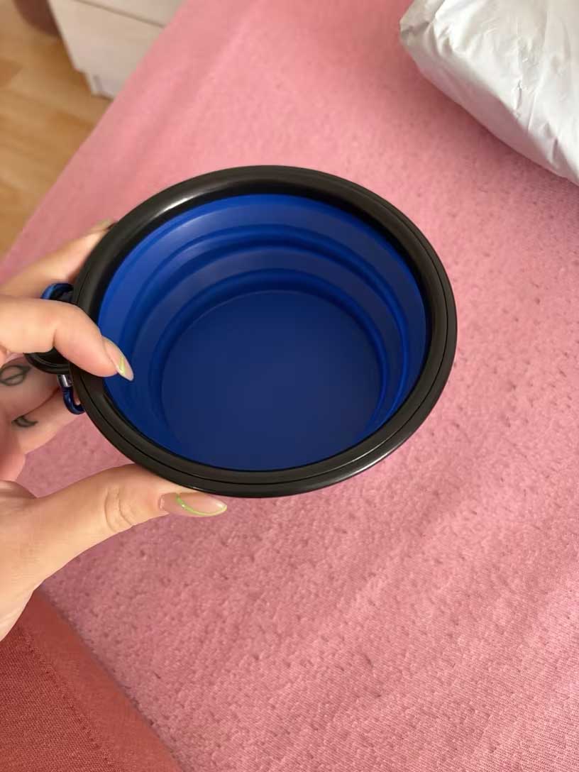 Portable silicone dog bowl 13x5.5cm, collapsible