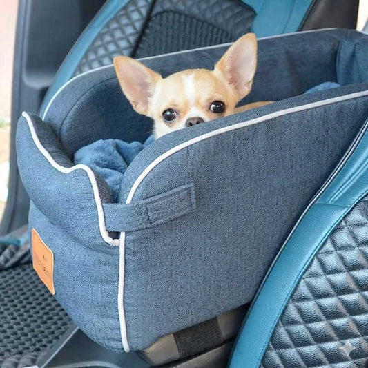 Car seat dog center console 48x25x21, up to 6 kg