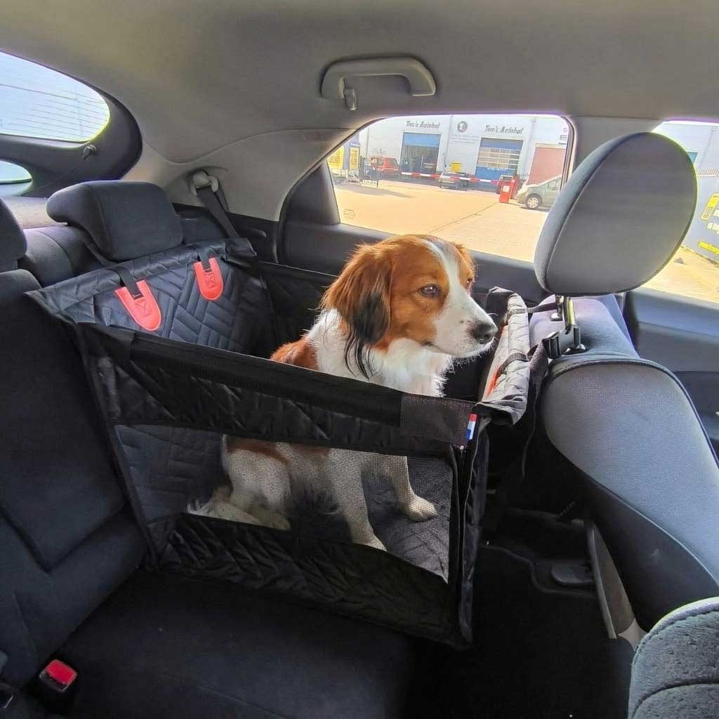 Honden autostoel half hangmat