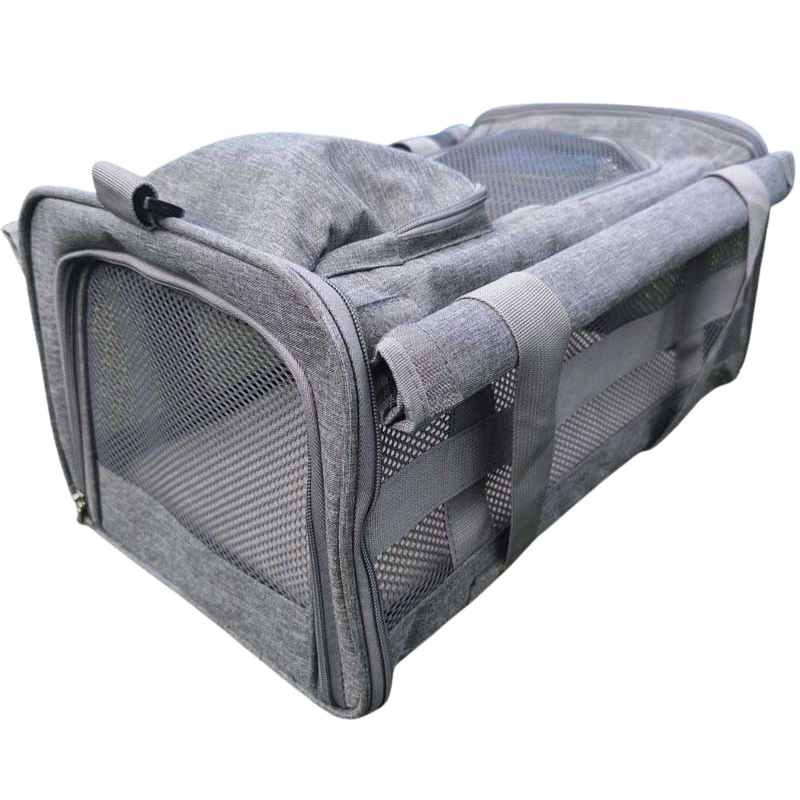 KLM Airloo pet cabin bag, dimensions 46 x 28 x 24 cm, ailrline approved travel carrier with size for small dog or cat