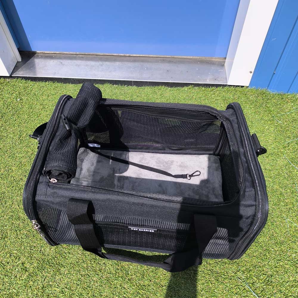 Transavia pet carrier, size 40x30x24cm, in-cabin