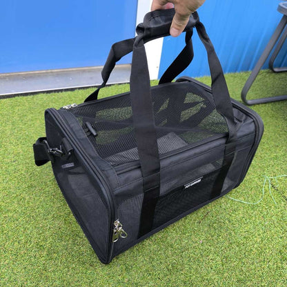 Transavia pet carrier, size 40x30x24cm, in-cabin