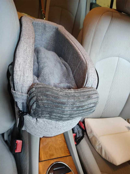Car seat dog center console 42x22x24cm, up to 6 kg