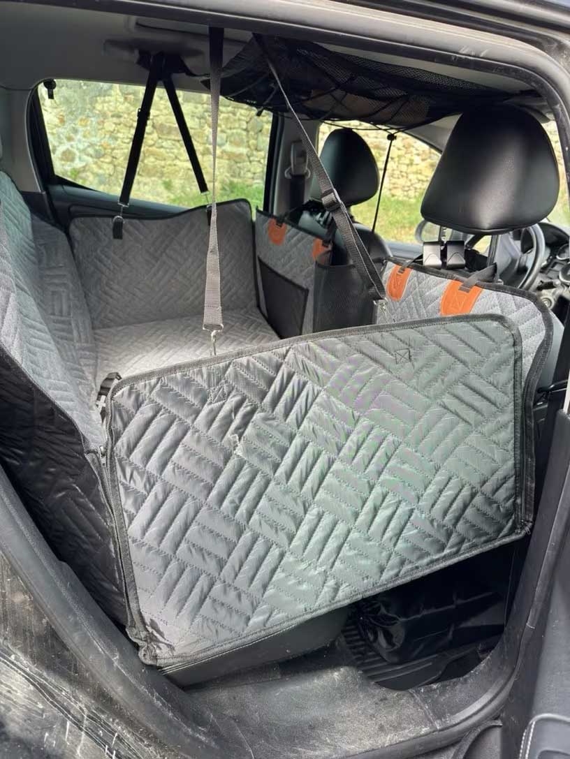 Hard Bottom Dog Car Back Seat Cover 130x65cm - Backseat Extender and Car Separator for Dogs