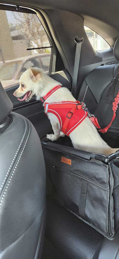 Car seat for small dogs up to 6kg, Dog seat with sturdy PVC frame