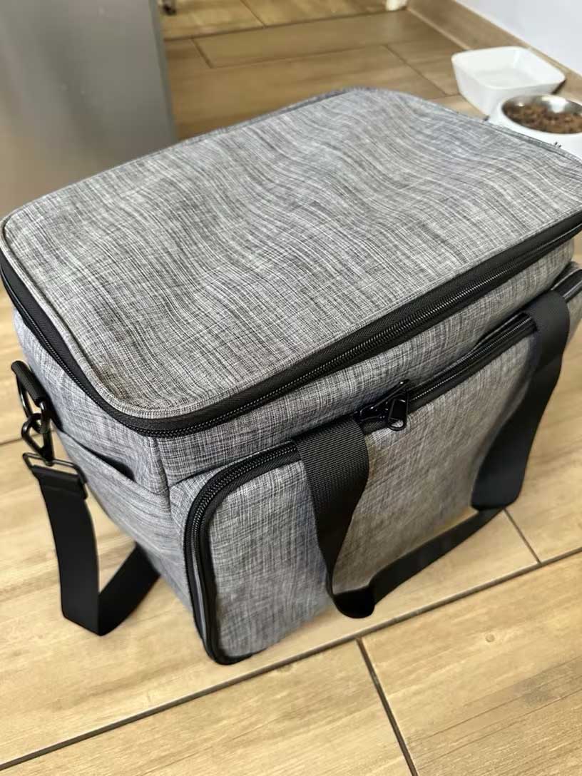 Skyora Dog travel bag for supplies 40x30x24cm, airline approved, 6-piece dog travel kit