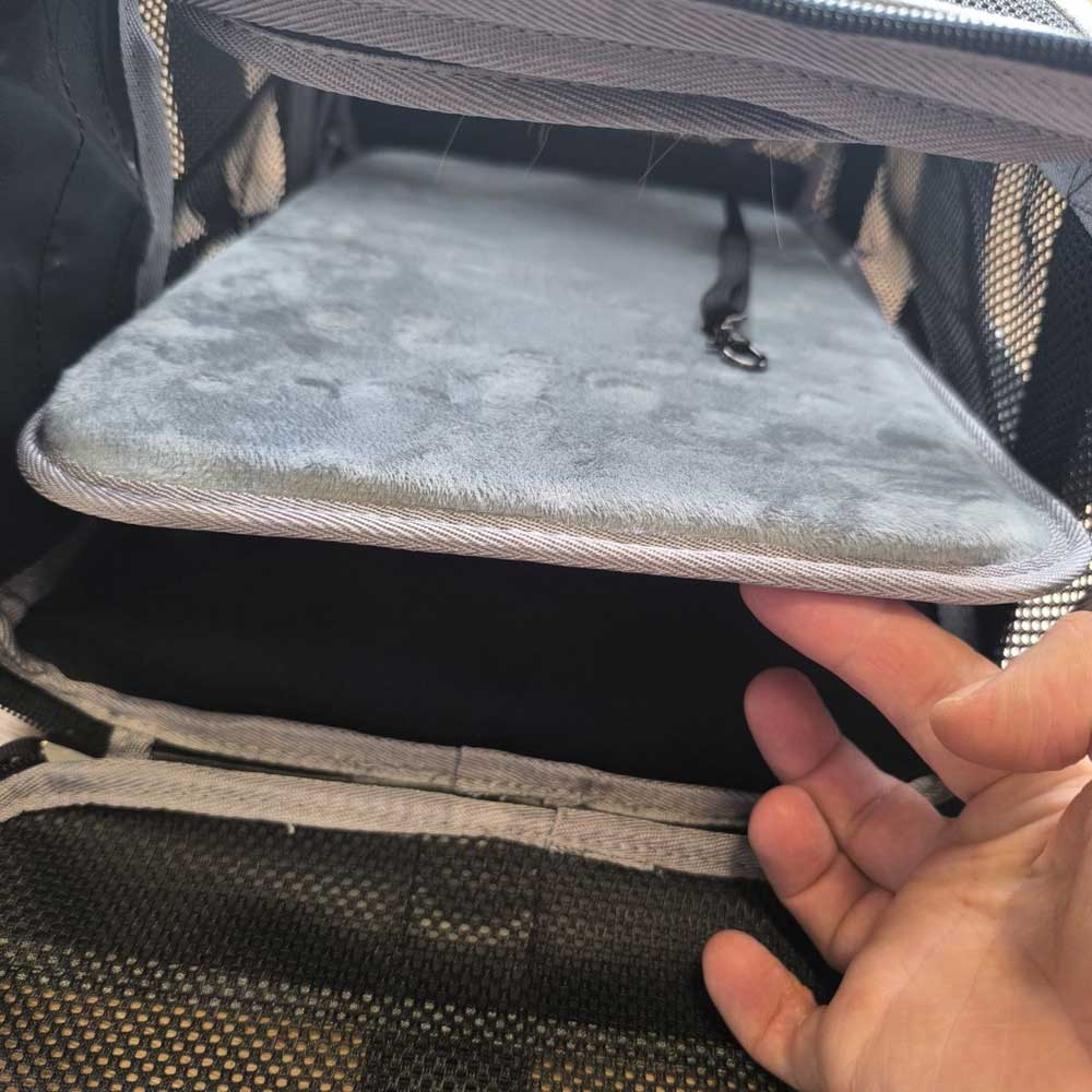 KLM approved cat carrier 46x28x24 cm