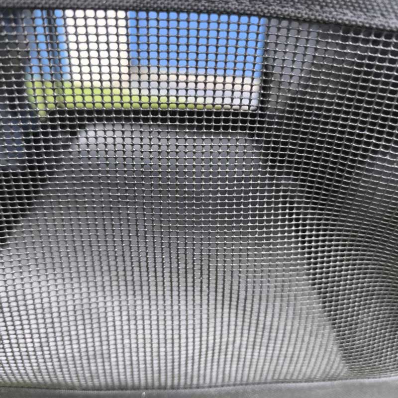 KLM pet carrier for the cabin, dimensions 46 x 28 x 24 cm, approved travel carrier size for small dogs and cats.