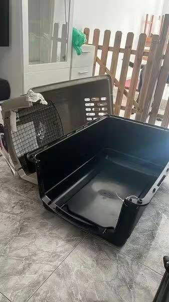 KLM reisbench 102 x 69 x 76 cm voor grote hond in vliegtuig