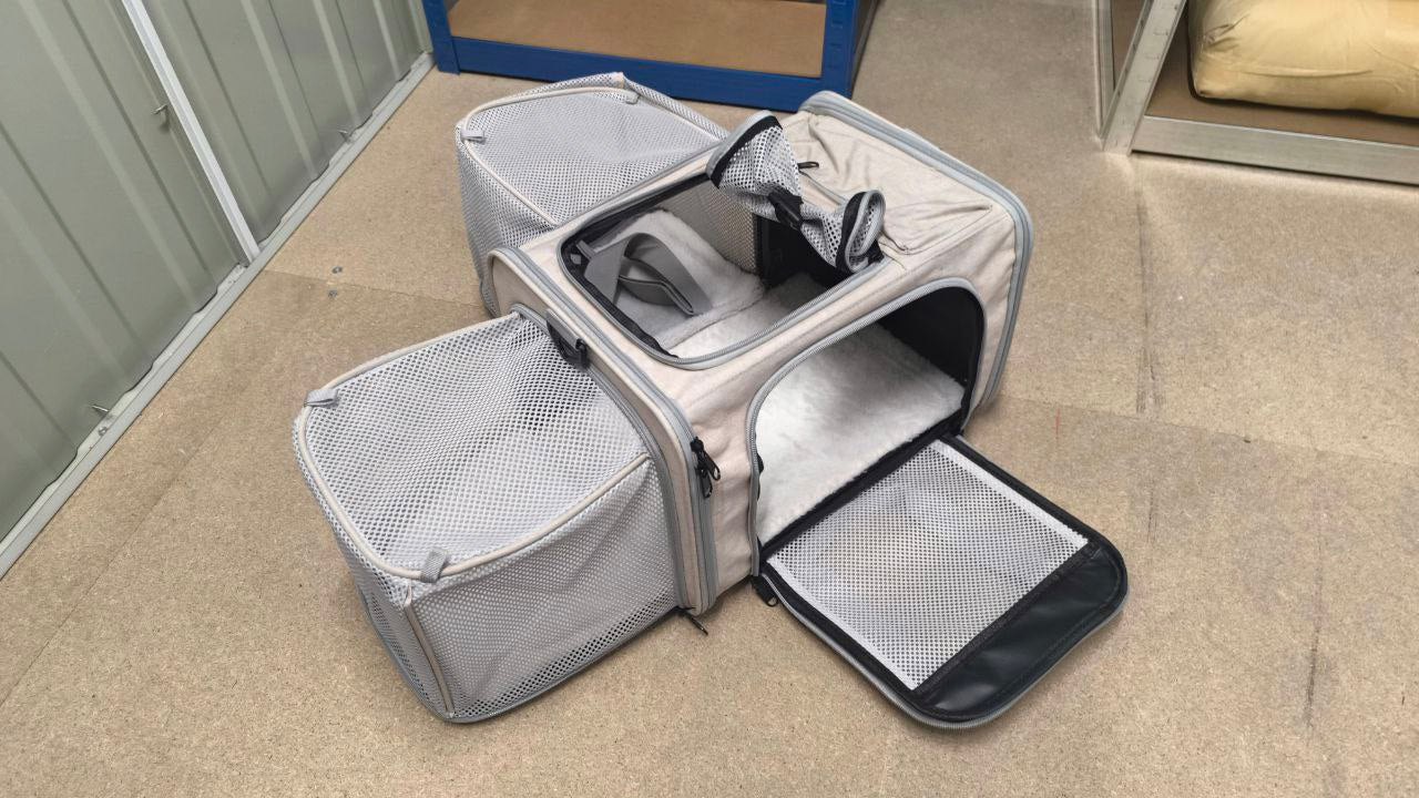 Transavia pet carrier 40x30x24 cm expandable