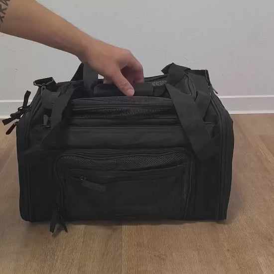 Video van de Lyra reistas: openen, uitklappen van drie kanten en de binnenkant met mat en veiligheidslijn
