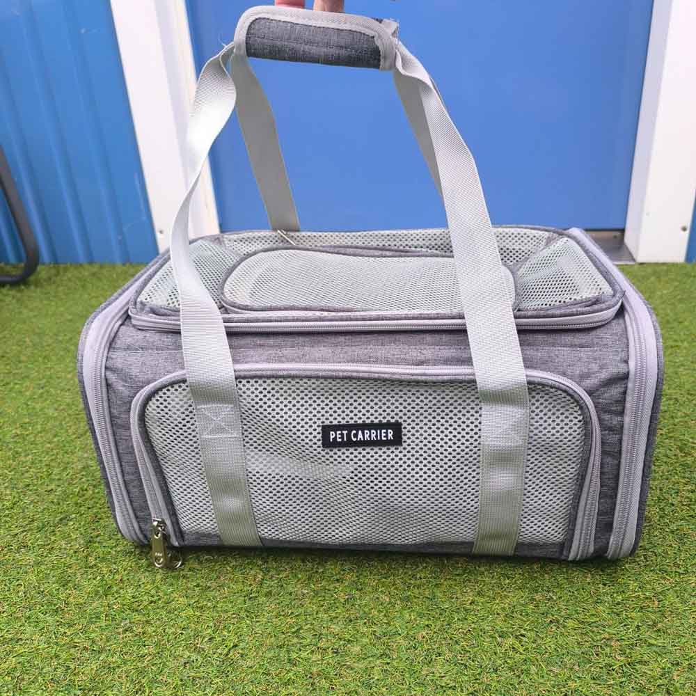 Top-expandable Transavia pet carrier in-cabin 40x30x24cm airline approved for small dogs and medium cats