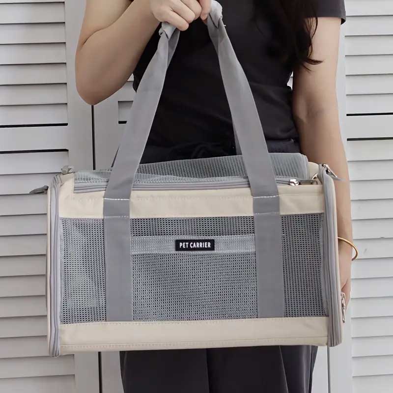 Hondendraagtas van Turkish Airlines, formaat 40x30x23cm aan boord